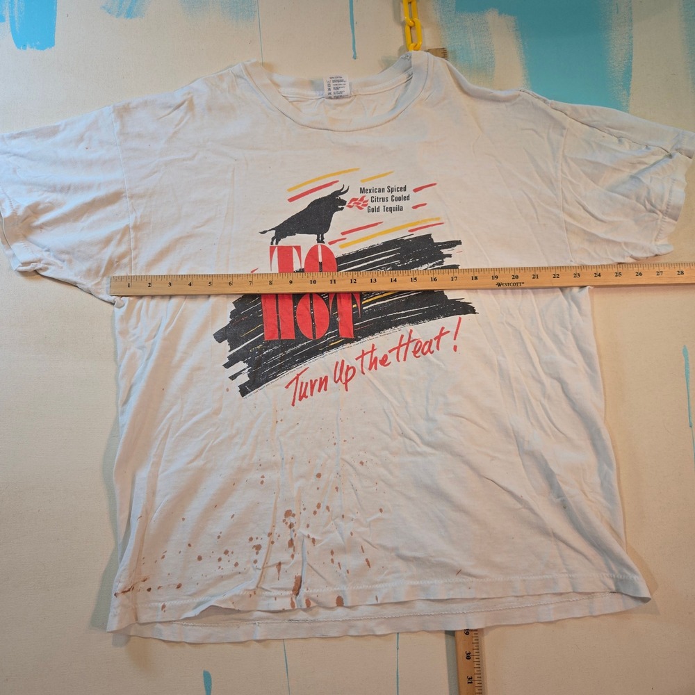 VTG 80s Thrashed Tequila T-Shirt Gold Tequila Turn Up the Heat XL  Single Stitch - Picture 4 of 10